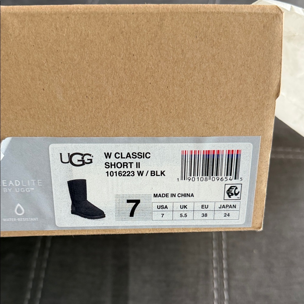 UGG Women's Classic Short II Boots - Black